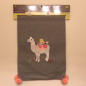 Beautiful Llama Table Runner